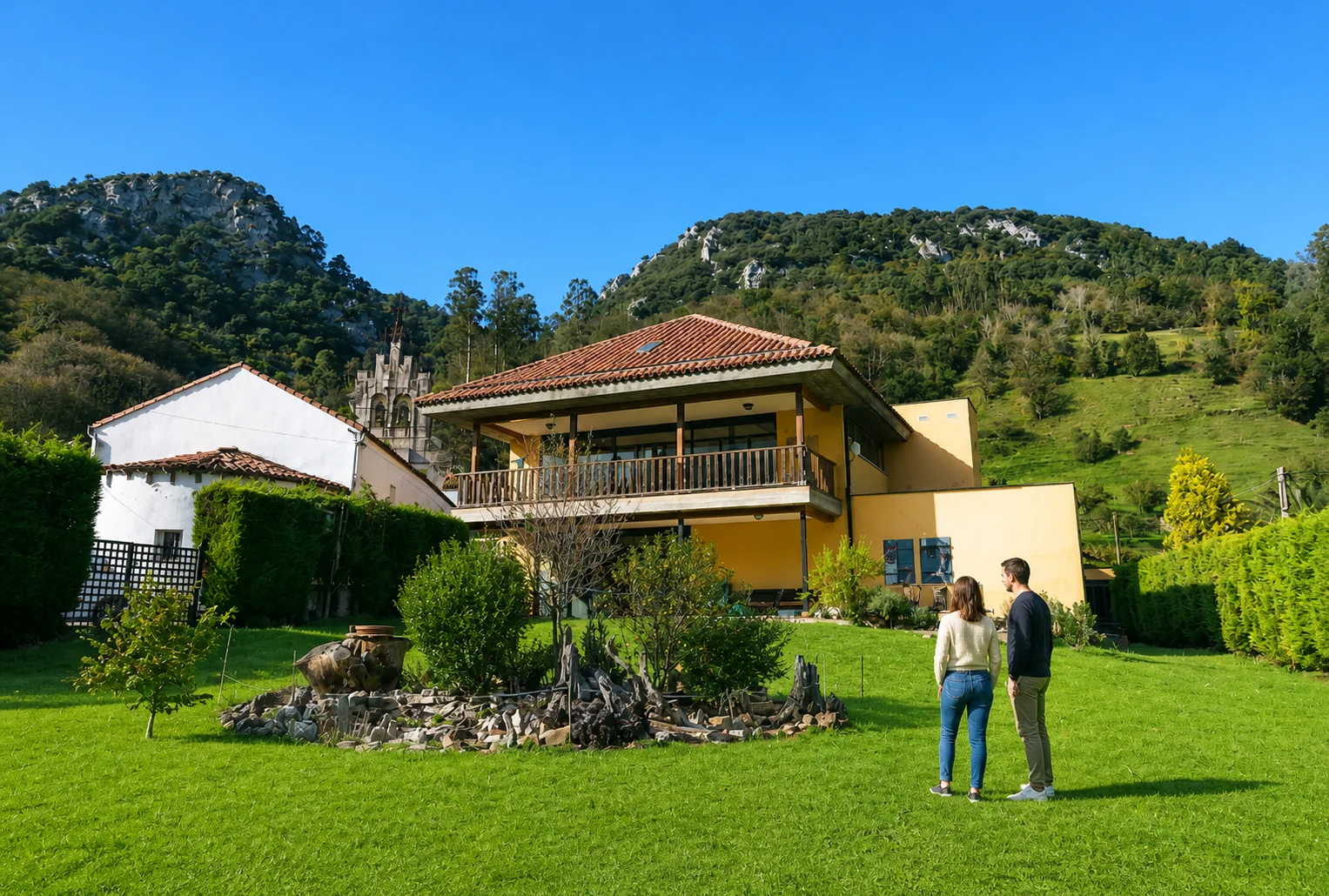 Exterior de la Casa del Oso de Proaza, sede de la Fundación Oso de Asturias