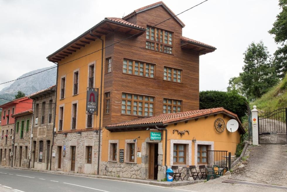 Alojamiento rural con encanto donde dormir cerca de la Senda del Oso, Asturias